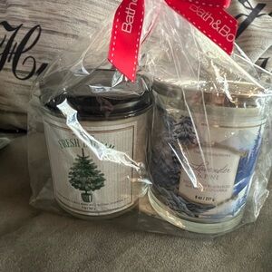 Bath & Body Works Lavender & Pine Candle - Blue and White